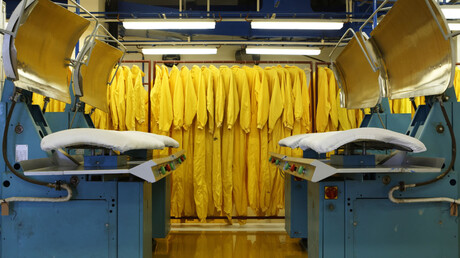 compressed air for commercial laundry and dry cleaning